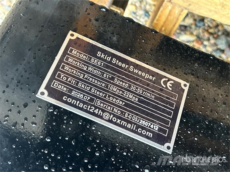 GIYI GY-SE61 61 in Skid Steer Broom (Unused) Harjad