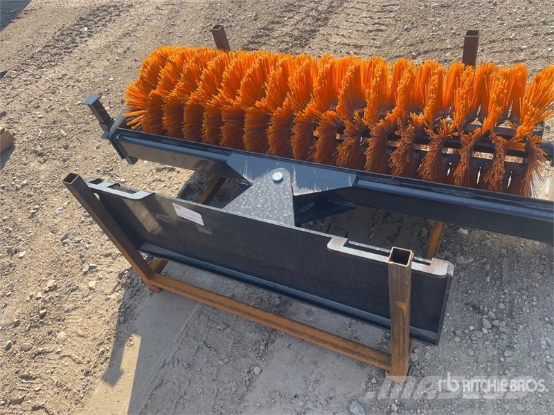 GIYI GY-SE61 61 in Skid Steer Broom (Unused) Süpürgeler