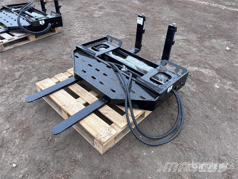  GIYI GY-SF60 59 in Skid Steer Forks (Unused) 叉