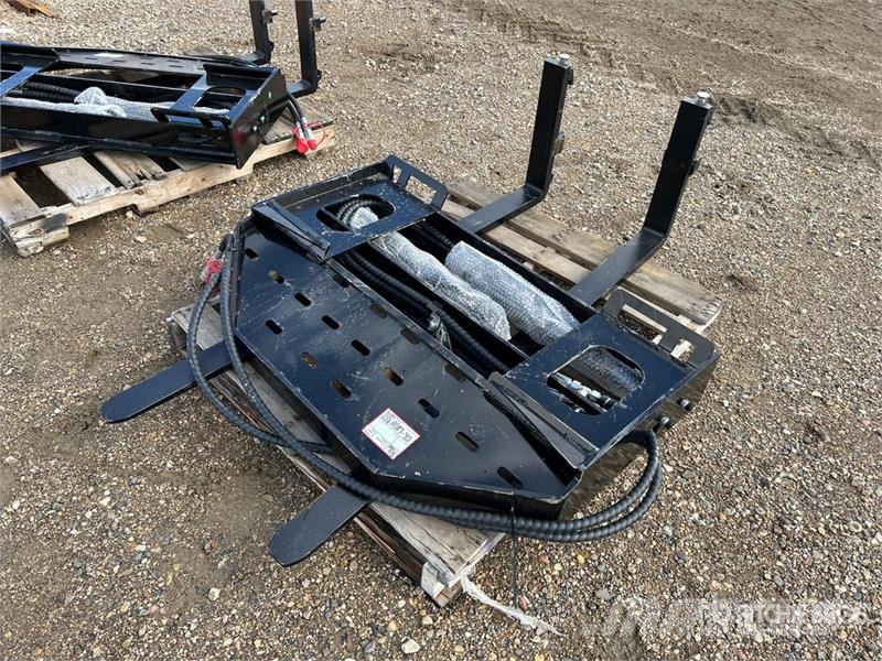 GIYI GY-SF60 59 in Skid Steer Forks (Unused) Vidlica