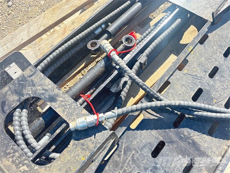 GIYI GY-SF60 60 in Skid Steer Forks (Unused) Garfos