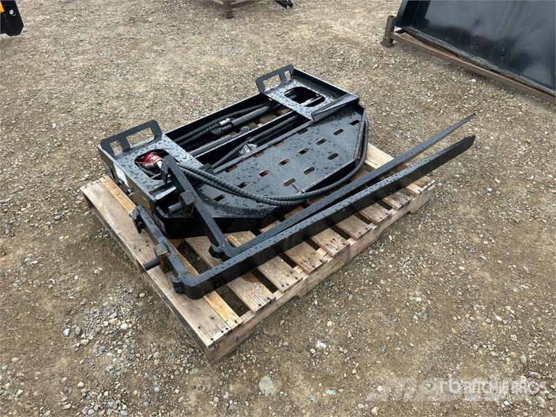 GIYI GY-SF60 60 in Skid Steer Forks (Unused) Vidlica