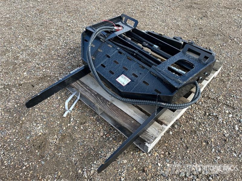 GIYI GY-SF60 60 in Skid Steer Forks (Unused) Vidlica