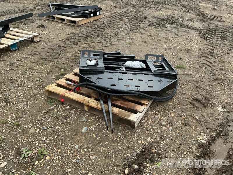  GIYI GY-SF60 60 in Skid Steer Forks (Unused) Δικράνες