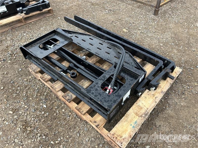 GIYI GY-SF60 60 in Skid Steer Forks (Unused) Vidlica