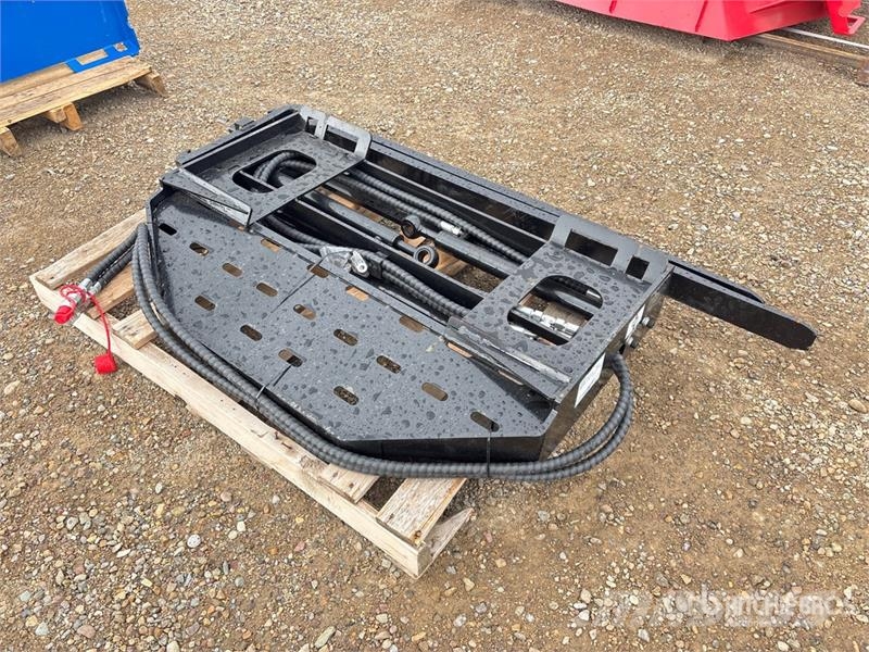 GIYI GY-SF60 60 in Skid Steer Forks (Unused) Vidlica