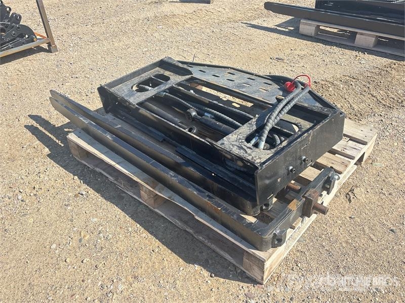 GIYI GY-SF60 60 in Skid Steer Forks (Unused) Вили