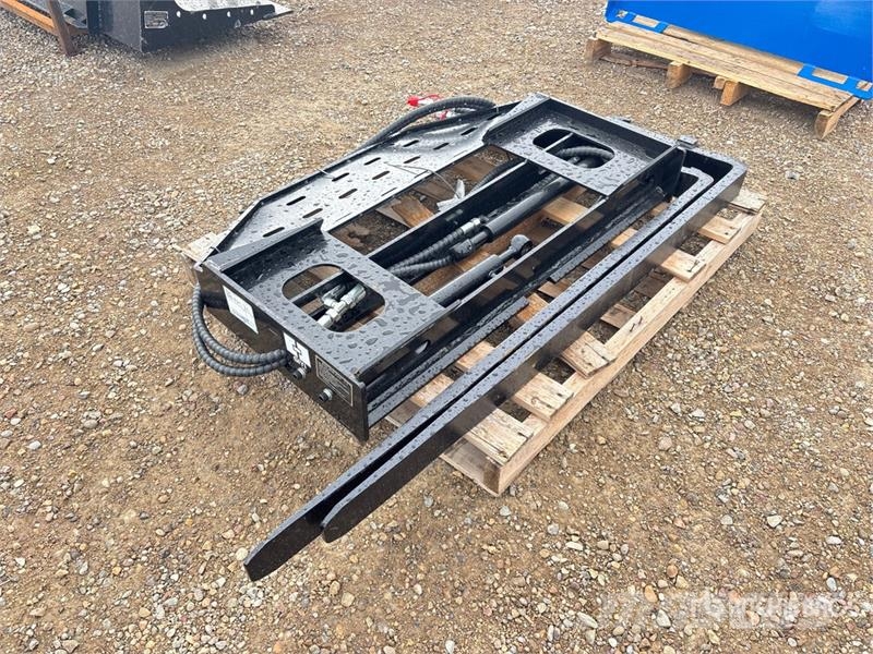 GIYI GY-SF60 60 in Skid Steer Forks (Unused) Vidlica
