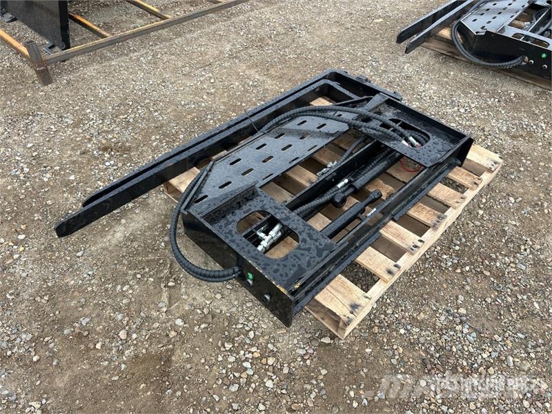 GIYI GY-SF60 60 in Skid Steer Forks (Unused) Vidlica