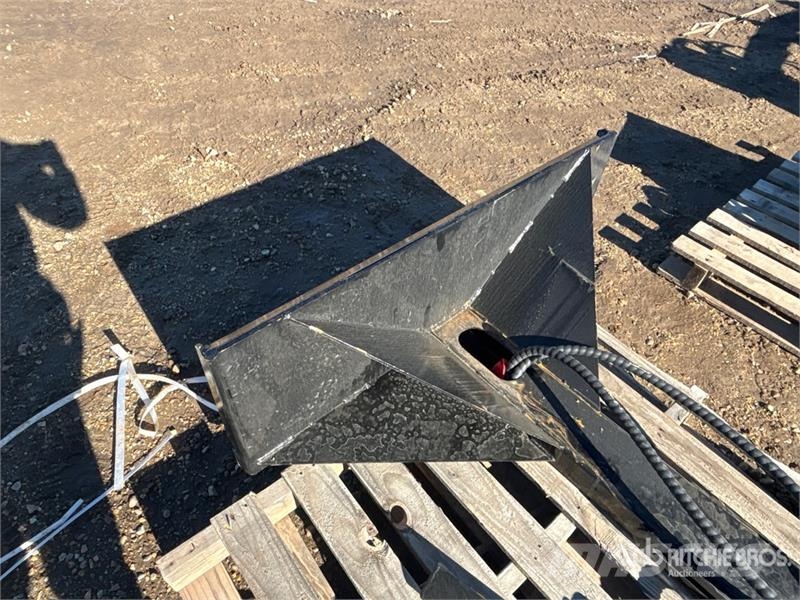  GIYI GY-STL75 75 in Skid Steer Tire Lifter (Unused مكونات أخرى