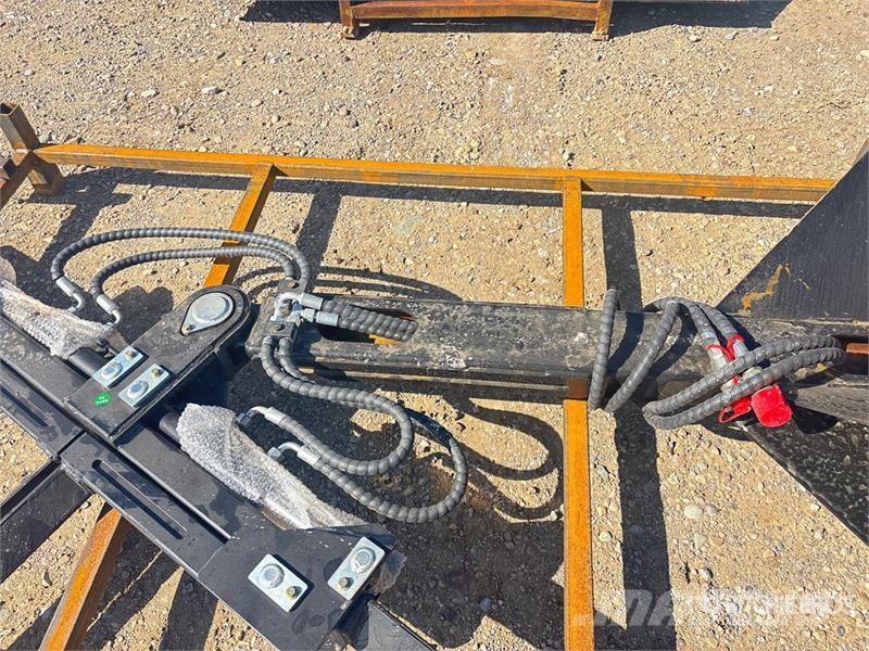 GIYI GY-STL75 75 in Skid Steer Tire Lifter (Unused Egyéb alkatrészek