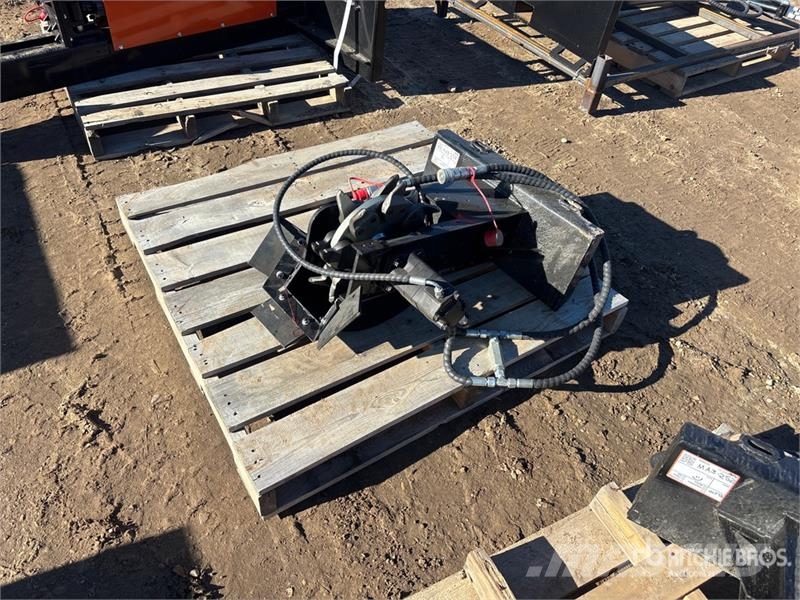 GIYI GY-SZYMJ Mini Skid Steer Stump Grinder (Unuse 動力耙和旋轉式耕耘機