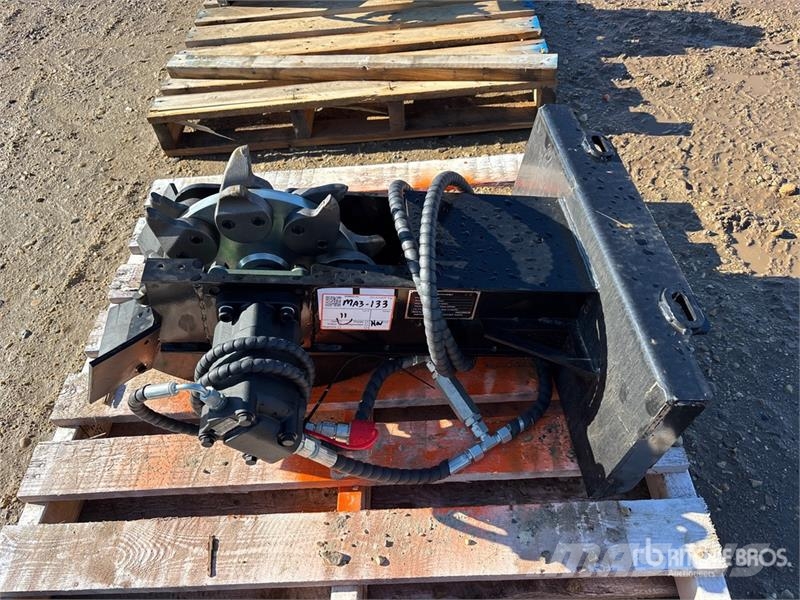 GIYI GY-SZYMJ Mini Skid Steer Stump Grinder (Unuse 動力耙和旋轉式耕耘機