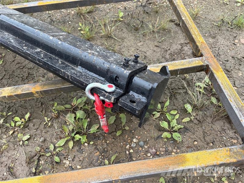 GIYI GY-TB47 132 in 3300 lb Forklift Telescopic Bo 其他附件和组件