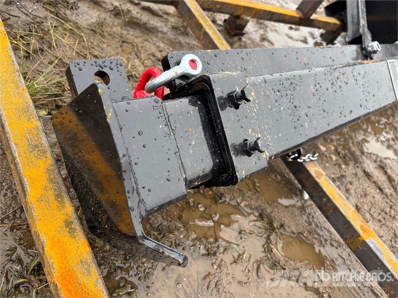  GIYI GY-TB47 132 in 3300 lb Forklift Telescopic Bo 其他附件和组件