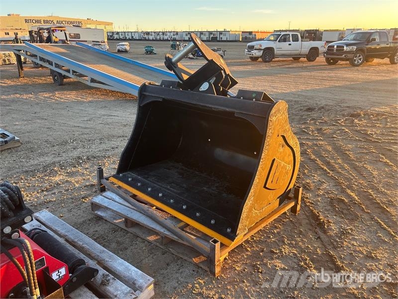  GIYI GY-TB60 60 in Cleanup Tilting Excavator Bucke Žlice