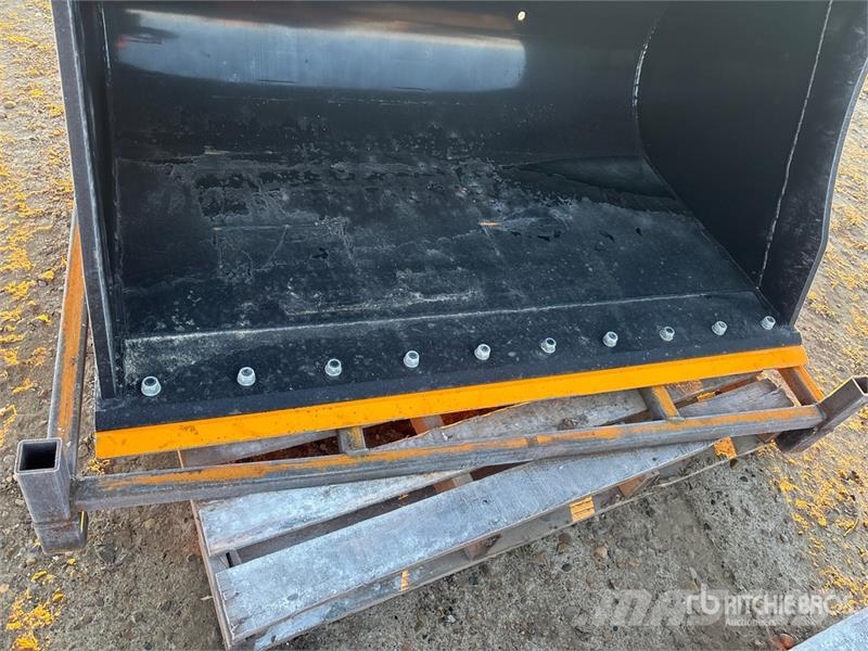  GIYI GY-TB60 60 in Cleanup Tilting Excavator Bucke Žlice