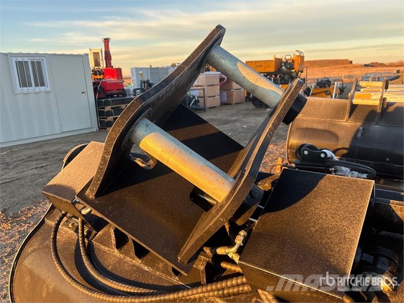  GIYI GY-TB60 60 in Cleanup Tilting Excavator Bucke Žlice