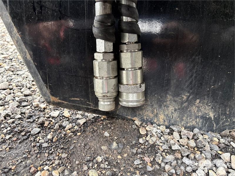 GIYI GY-TD27 65 in Skid Steer Tree Spade Drugi deli