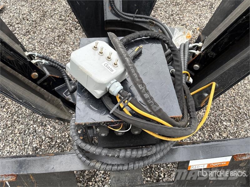 GIYI GY-TD27 65 in Skid Steer Tree Spade Drugi deli