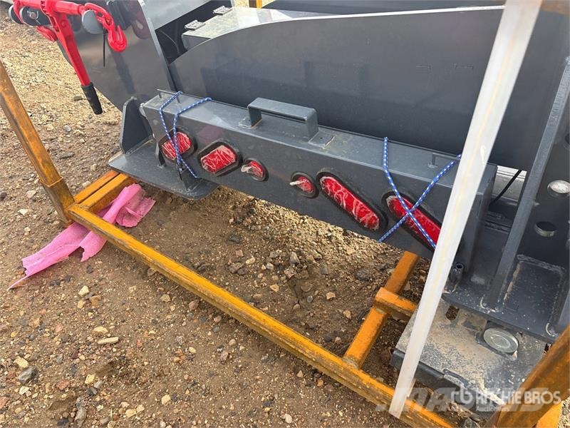 GIYI GY-TE780 Fifth Wheel Wrecker Attachment (Unus Transportes - Outros
