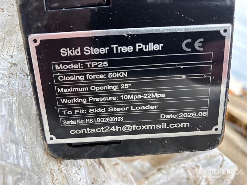  GIYI GY-TP25 25 in Skid Steer Post Puller (Unused) مكونات أخرى