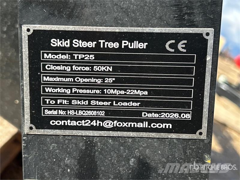  GIYI GY-TP45 25 in Skid Steer Post Puller (Unused) مكونات أخرى