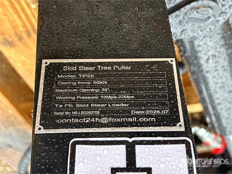  GIYI GY-TP45 25 in Skid Steer Post Puller (Unused) Drugi deli