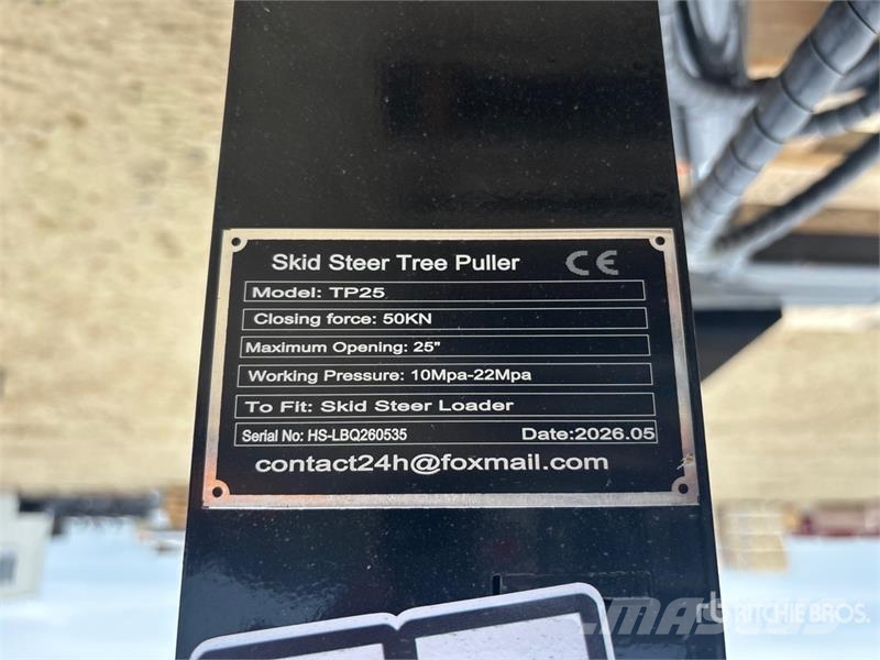 GIYI GY-TP45 25 in Skid Steer Post Puller (Unused) Drugi deli