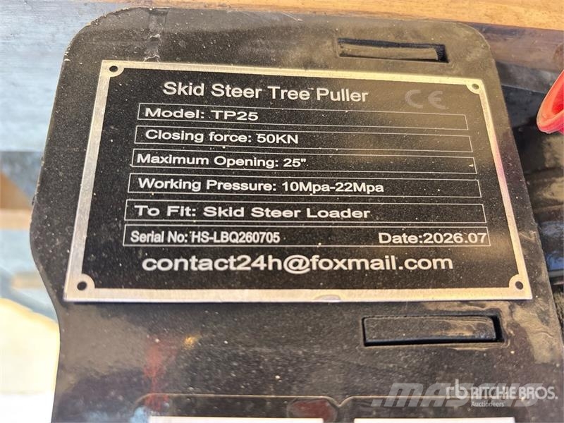  GIYI GY-TP45 25 in Skid Steer Post Puller (Unused) Drugi deli