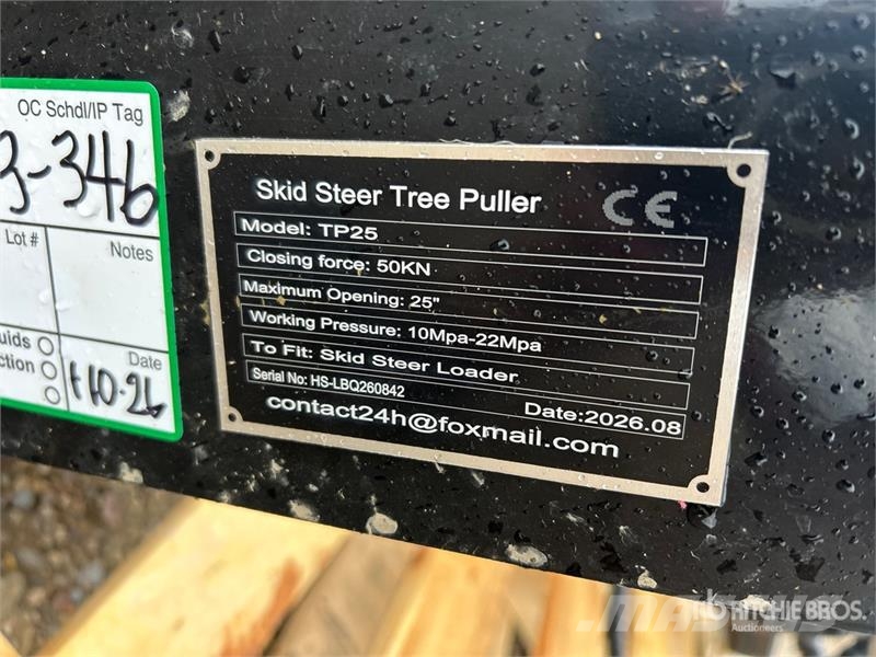  GIYI GY-TP45 25 in Skid Steer Post Puller (Unused) Drugi deli