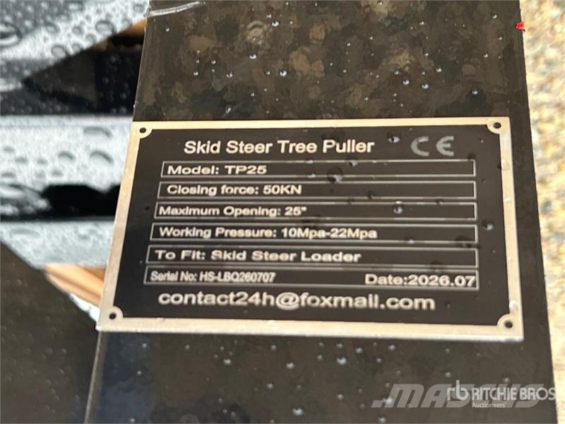GIYI GY-TP45 25 in Skid Steer Post Puller (Unused) Drugi deli