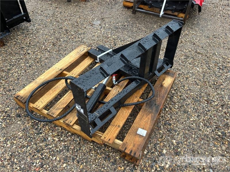  GIYI GY-TP45 25 in Skid Steer Post Puller (Unused) Drugi deli