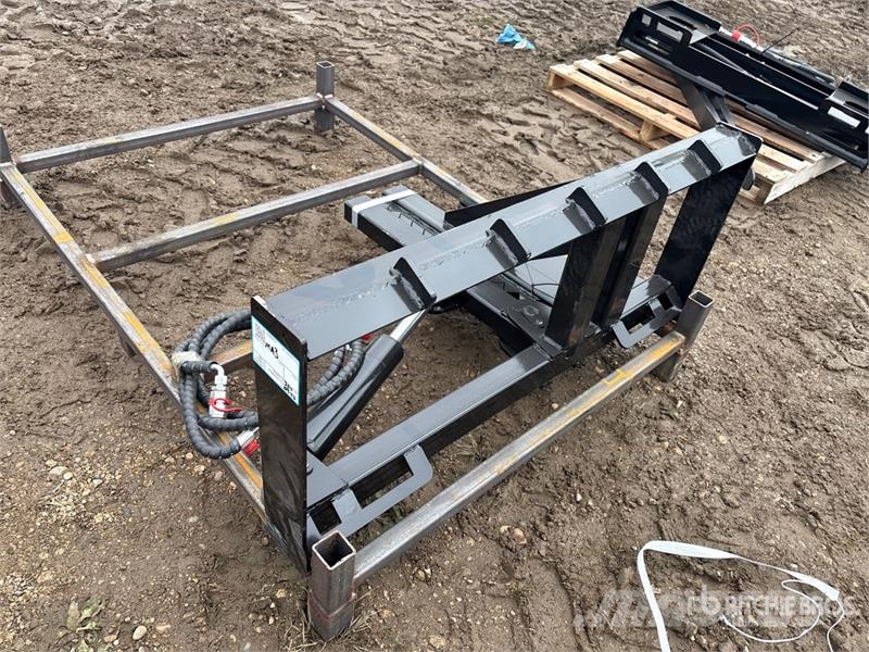 GIYI GY-TP45 25 in Skid Steer Post Puller (Unused) Kiti naudoti statybos komponentai