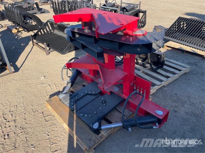  GIYI GY-TS75 29 in Skid Steer Tree Shear (Unused) Cesoie idrauliche