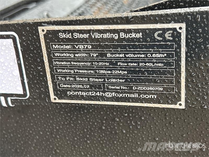 GIYI GY-VB79 79 in Vibrating Skid Steer Screening Elekli kepçeler