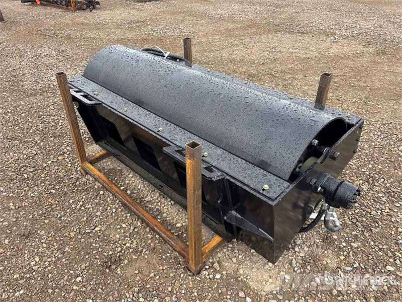 GIYI GY-VR59 59 in Skid Steer Vibratory Roller (Un Valce