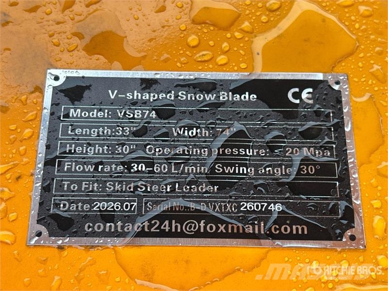 GIYI GY-VSB74 74 in V-Shaped Skid Steer Snow Blade Lumiaurat