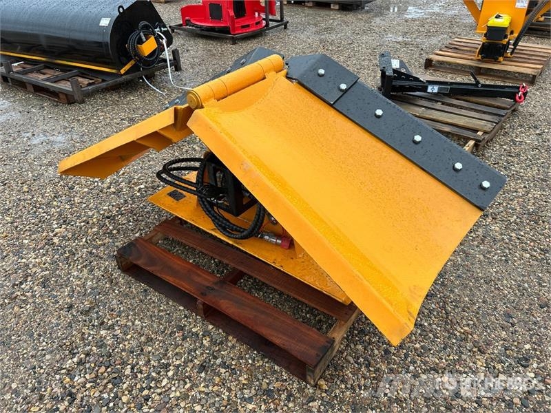 GIYI GY-VSB74 74 in V-Shaped Skid Steer Snow Blade Lumiaurat