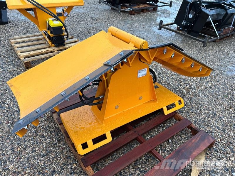 GIYI GY-VSB74 74 in V-Shaped Skid Steer Snow Blade Lumiaurat