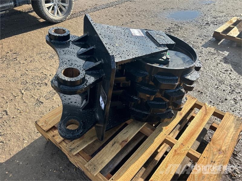 GIYI GY-W320 18 in Excavator Compaction Wheel (Unu Drugi deli