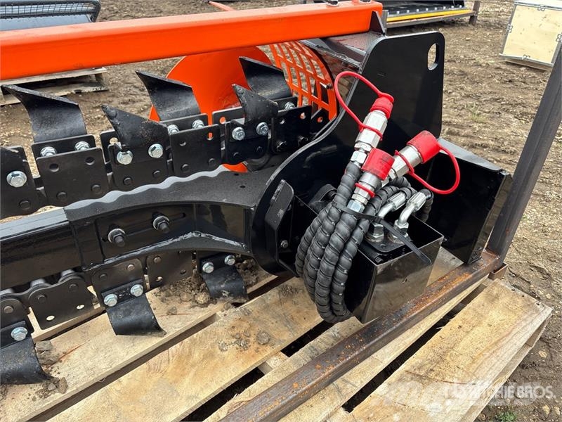 GIYI GY-X39 39 in Mini Skid Steer Trencher (Unused ماكينات حفر خنادق