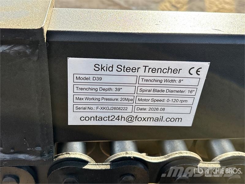 GIYI GY-X39 39 in Mini Skid Steer Trencher (Unused Valetadeiras