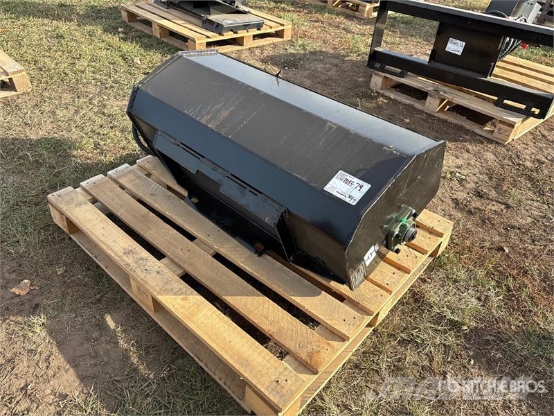 GIYI GY-XGJ 40 in Mini Skid Steer Tiller (Unused) Rotační brány a půdní frézy