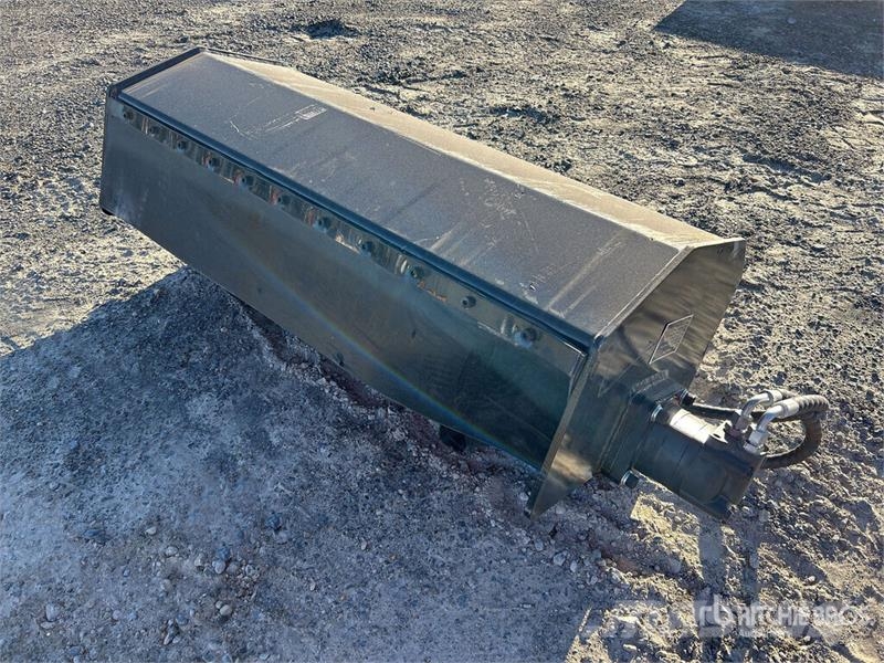 GIYI GY-XGJ 40 in Mini Skid Steer Tiller (Unused) Поглинальні борони / грунтові фрези