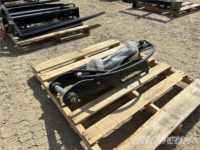 GIYI GY-XJ3T 10 in Hydraulic Excavator Thumb (Unus Godet