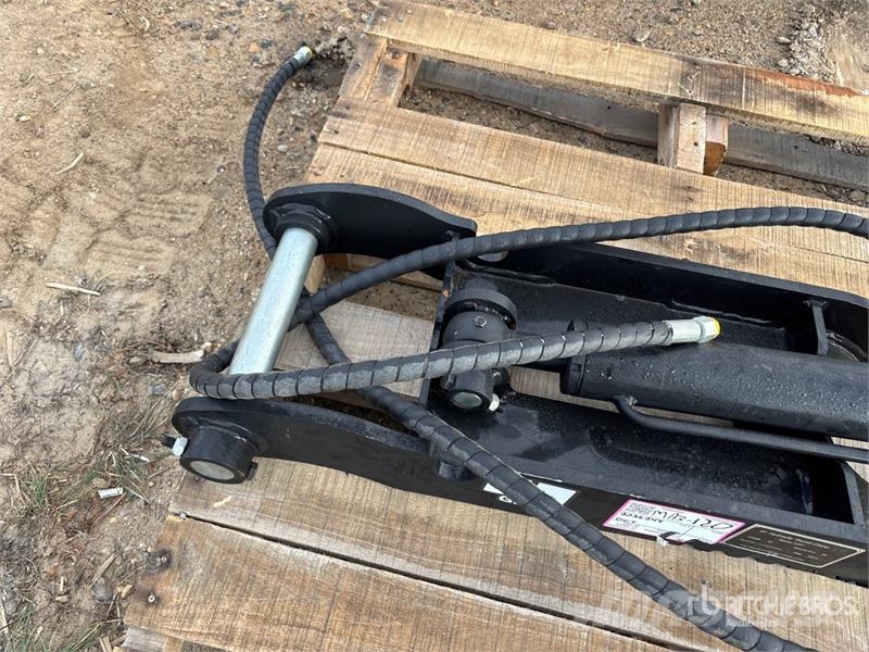  GIYI GY-XJ3T 30 in Hydraulic Excavator Thumb - Fit دلاء