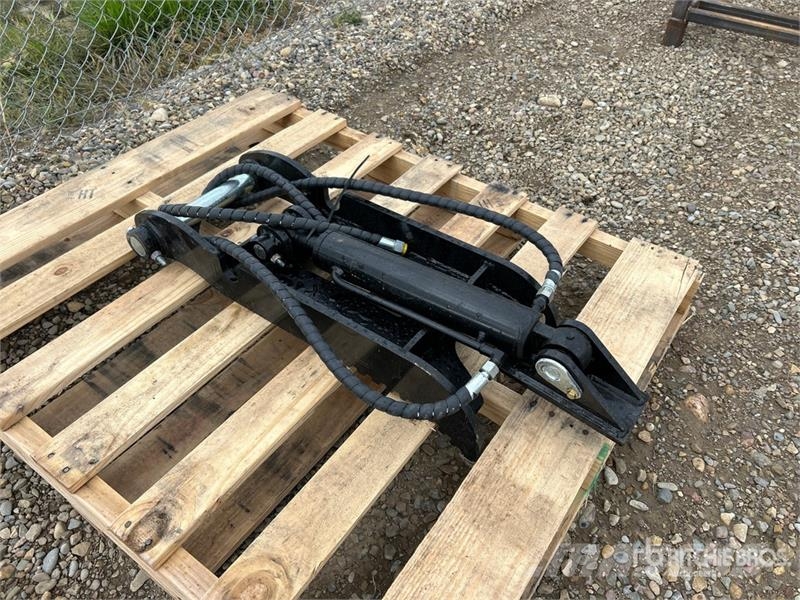 GIYI GY-XJ3T 30 in Hydraulic Excavator Thumb (Unus 挖斗
