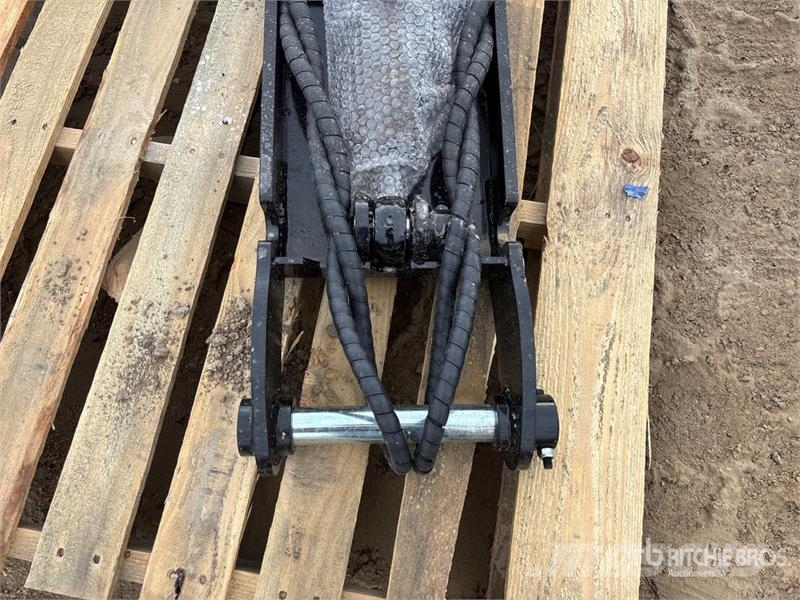  GIYI GY-XJ3T 30 in Hydraulic Cat 3T Excavator Thum 挖斗