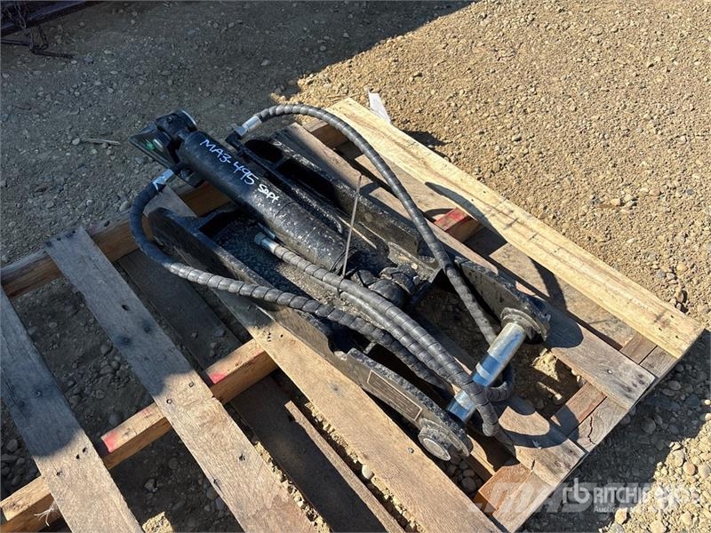  GIYI GY-XJ3T 30 in Hydraulic Excavator Thumb (Unus Kanalak